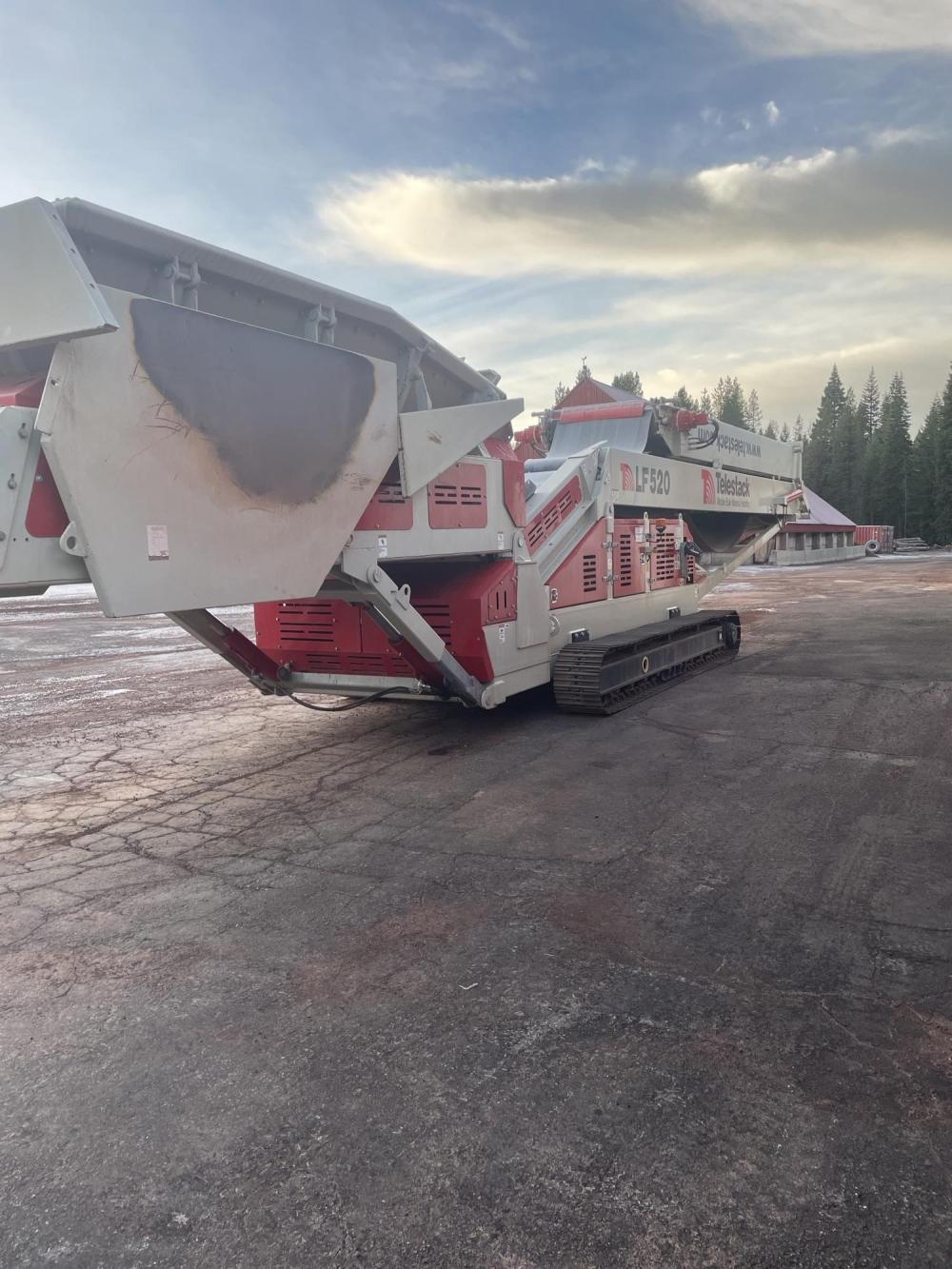 2022 TELESTACK LF520 REVOLUTION