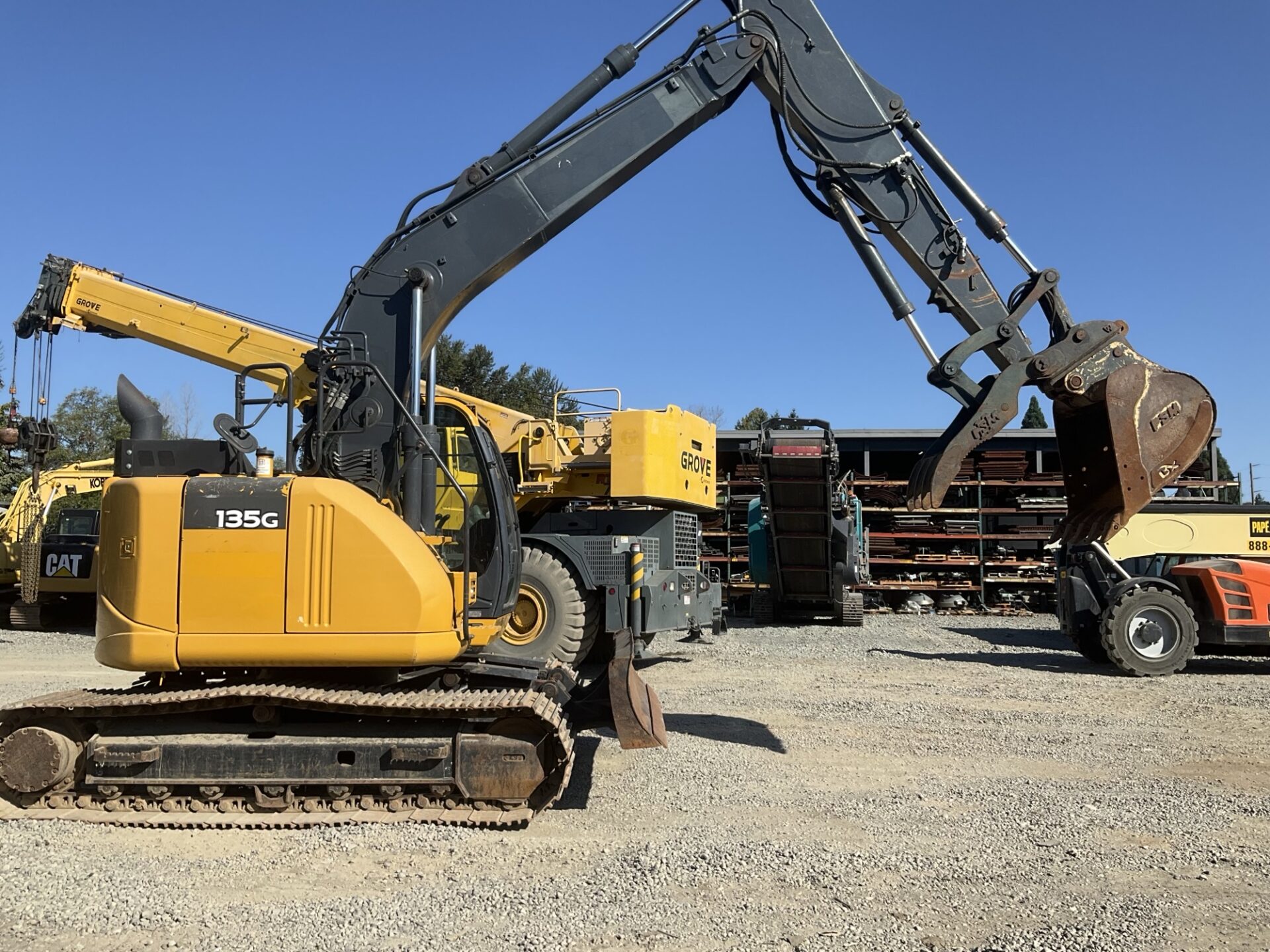 2019 DEERE 135G