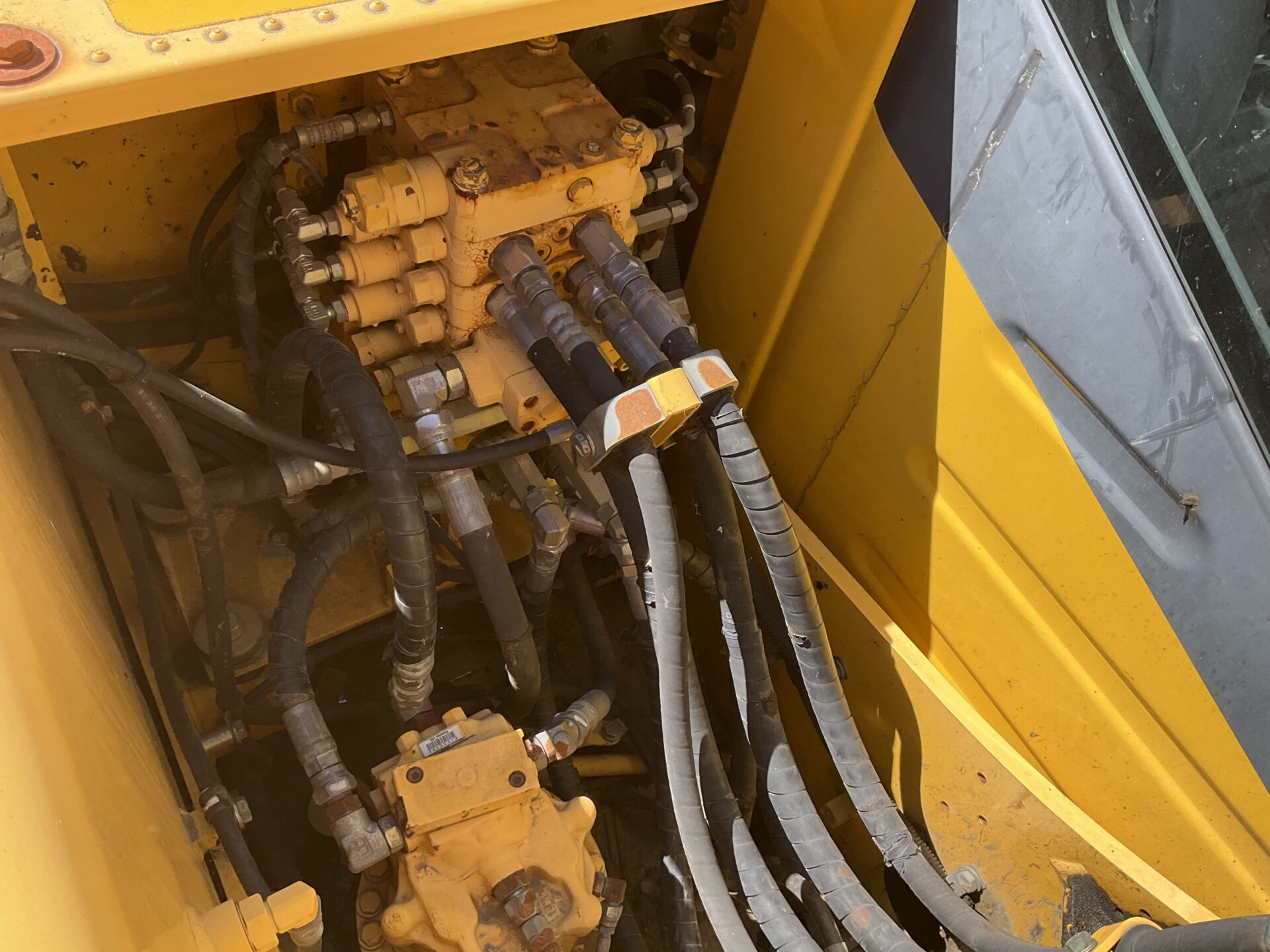 2008 KOMATSU PC120-8