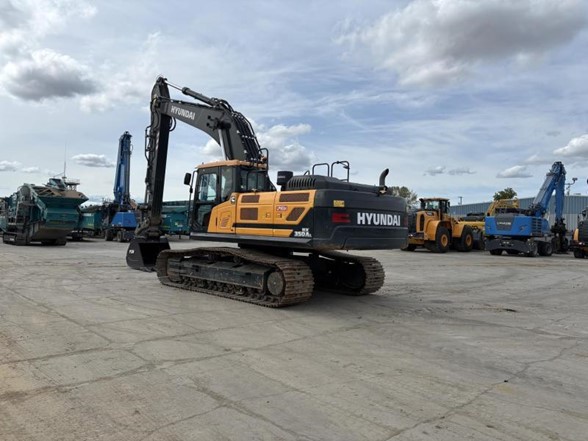 2024 Hyundai HX350AL